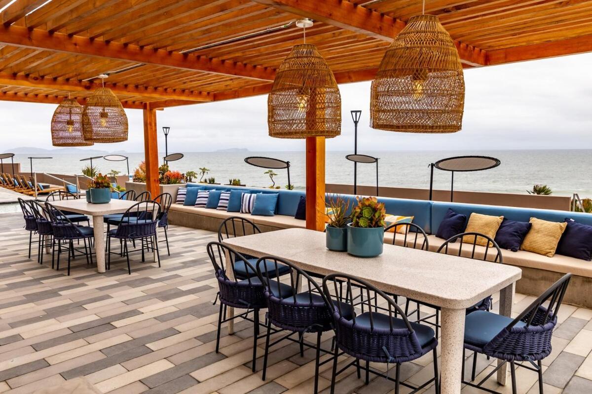 Beachfront With Balcony Amazing View Tijuana