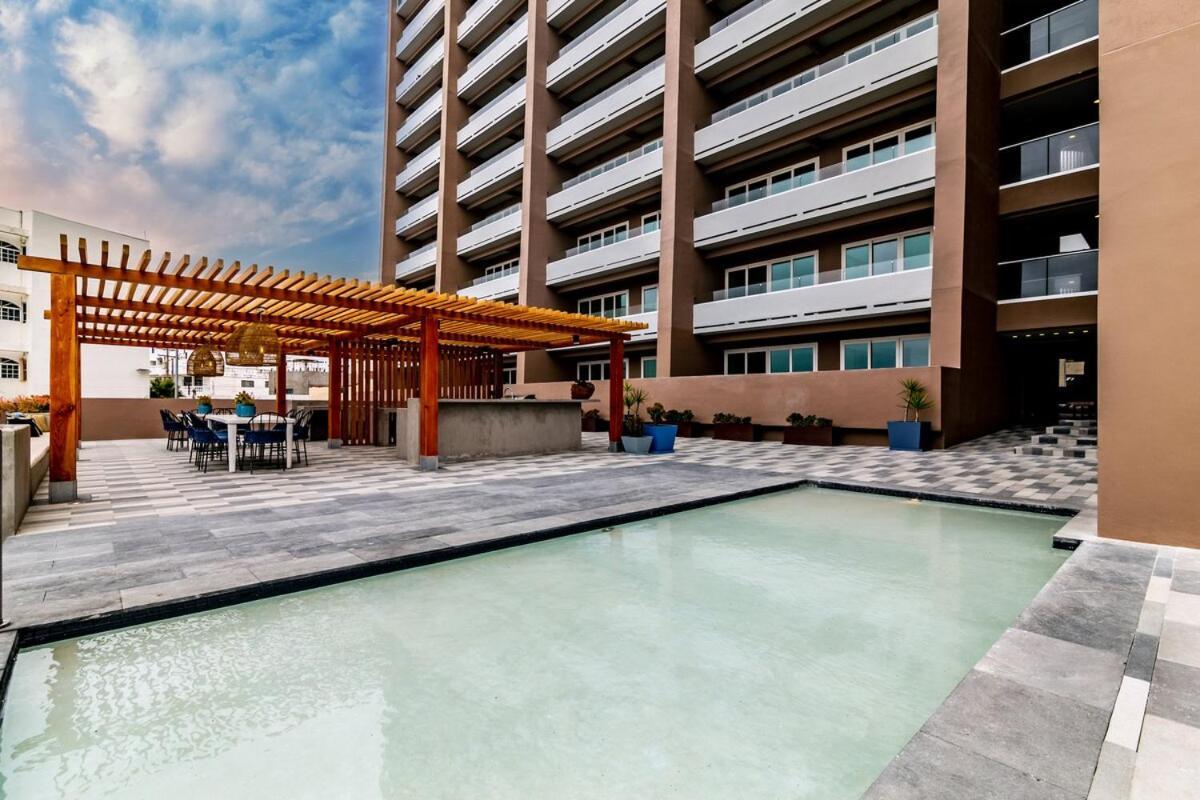 Beachfront With Balcony Amazing View Apartment *