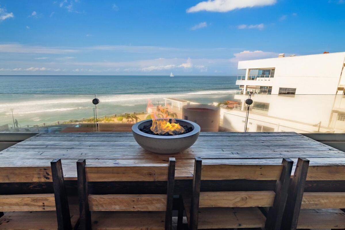Beachfront With Balcony Amazing View Apartment Tijuana